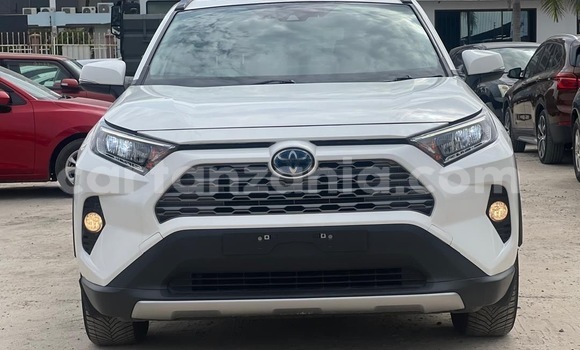 Buy Import Toyota RAV4 White Car in Dar es Salaam in Dar es Salaam
