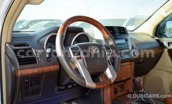 Nunua Imported Toyota Prado Nyeupe Gari ndani ya Import - Dubai nchini Arusha Nunua Imported Toyota Prado Nyeupe Gari ndani ya Import - Dubai nchini Arusha