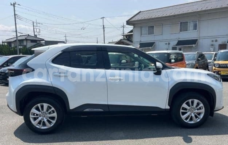 Big with watermark toyota yaris dar es salaam dar es salaam 32005