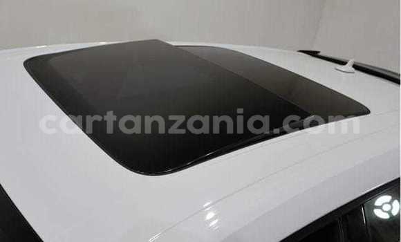 Buy Import Lamborghini Urus White Car in Kahama in Shinyanga Buy Import Lamborghini Urus White Car in Kahama in Shinyanga
