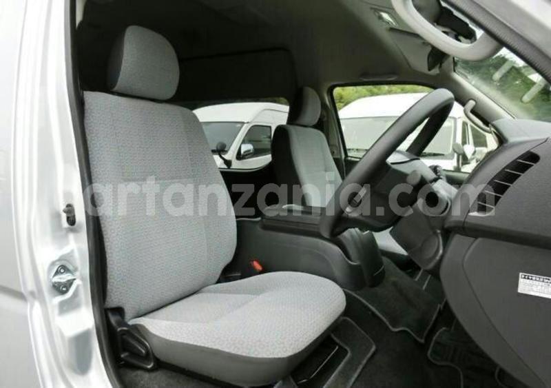 Big with watermark toyota hiace dar es salaam dar es salaam 32014