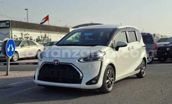Buy Import Toyota Sienta White Car in Import - Dubai in Arusha Buy Import Toyota Sienta White Car in Import - Dubai in Arusha