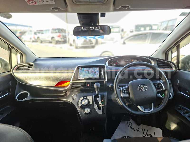 Big with watermark toyota sienta arusha import dubai 32024