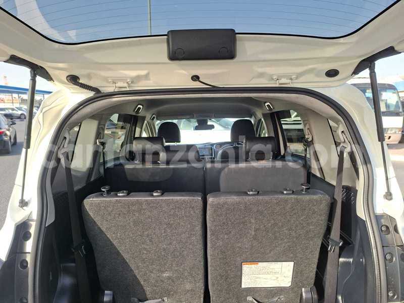 Big with watermark toyota sienta arusha import dubai 32024