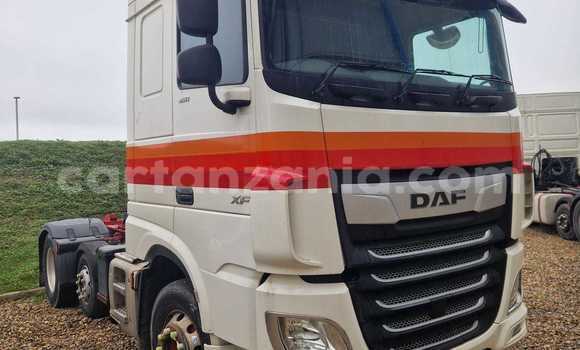 Buy Used DAF CF White Truck in Dar es Salaam in Dar es Salaam Buy Used DAF CF White Truck in Dar es Salaam in Dar es Salaam