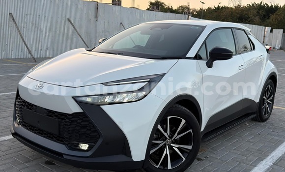 Buy Import Toyota C-HR White Car in Dar es Salaam in Dar es Salaam Buy Import Toyota C-HR White Car in Dar es Salaam in Dar es Salaam