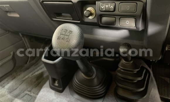 Buy Import Toyota Land Cruiser Silver Car in Dar es Salaam in Dar es Salaam Buy Import Toyota Land Cruiser Silver Car in Dar es Salaam in Dar es Salaam