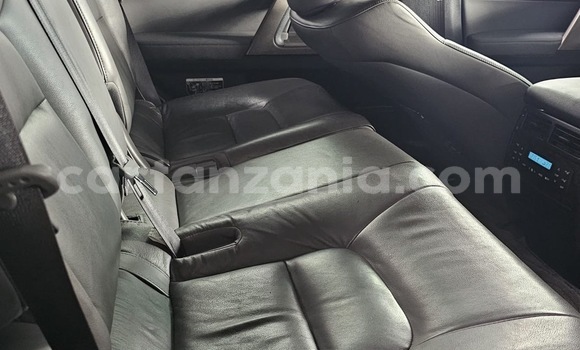 Buy Import Toyota Land Cruiser White Car in Dar es Salaam in Dar es Salaam Buy Import Toyota Land Cruiser White Car in Dar es Salaam in Dar es Salaam
