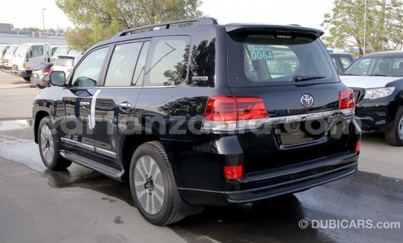Nunua Imported Toyota Land Cruiser Nyeusi Gari ndani ya Import - Dubai nchini Arusha Nunua Imported Toyota Land Cruiser Nyeusi Gari ndani ya Import - Dubai nchini Arusha