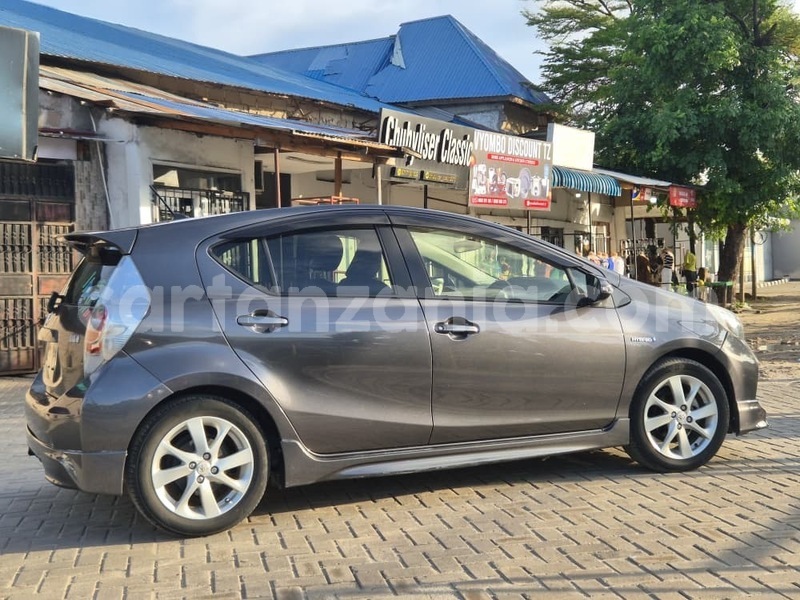 Big with watermark toyota aqua dar es salaam dar es salaam 32060