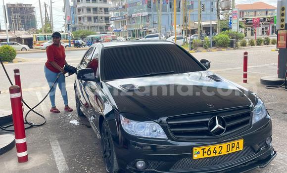 Buy Used Mercedes-Benz C-Classe Black Car in Dar es Salaam in Dar es Salaam
