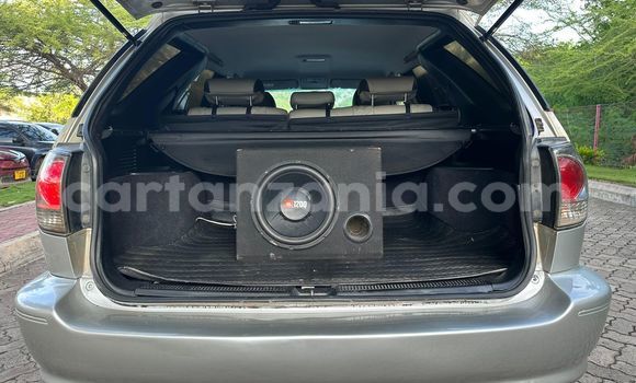 Nunua Ilio tumika Toyota Harrier Fedha Gari ndani ya Dar es Salaam nchini Dar es Salaam Nunua Ilio tumika Toyota Harrier Fedha Gari ndani ya Dar es Salaam nchini Dar es Salaam