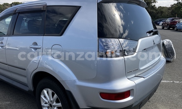 Nunua Imported Mitsubishi Outlander Fedha Gari ndani ya Dar es Salaam nchini Dar es Salaam Nunua Imported Mitsubishi Outlander Fedha Gari ndani ya Dar es Salaam nchini Dar es Salaam