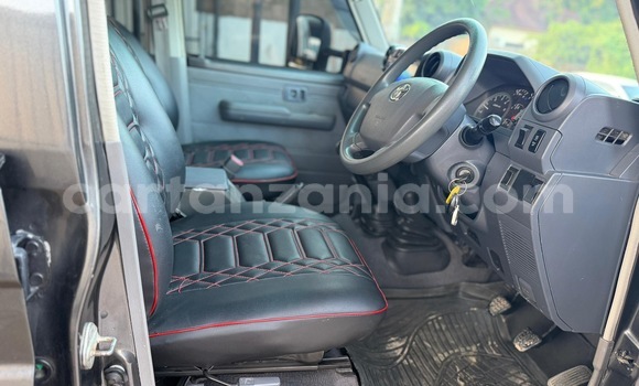 Buy Import Toyota Land Cruiser Other Car in Dar es Salaam in Dar es Salaam Buy Import Toyota Land Cruiser Other Car in Dar es Salaam in Dar es Salaam