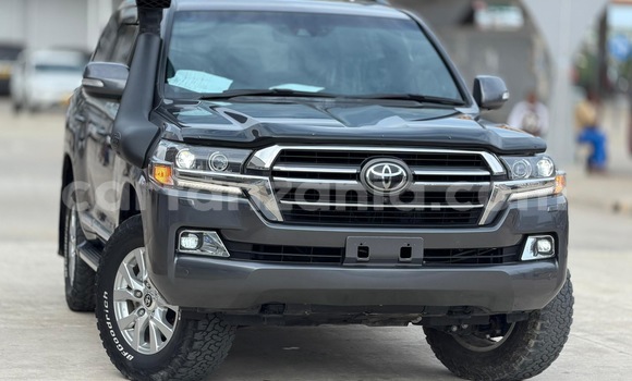 Buy Import Toyota Land Cruiser Other Car in Dar es Salaam in Dar es Salaam Buy Import Toyota Land Cruiser Other Car in Dar es Salaam in Dar es Salaam