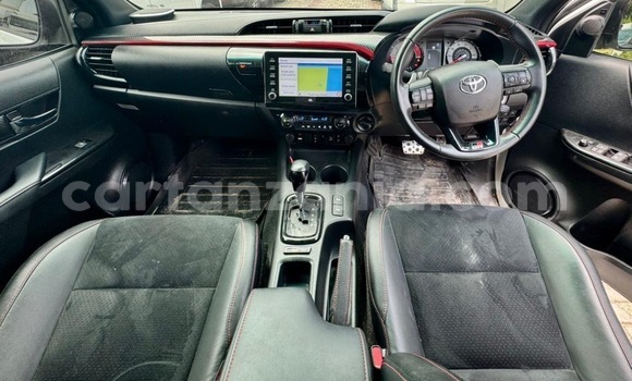 Nunua Imported Toyota Hilux Nyeupe Gari ndani ya Dar es Salaam nchini Dar es Salaam Nunua Imported Toyota Hilux Nyeupe Gari ndani ya Dar es Salaam nchini Dar es Salaam