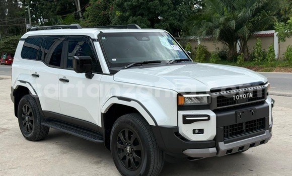 Buy Import Toyota Land Cruiser Prado White Car in Dar es Salaam in Dar es Salaam Buy Import Toyota Land Cruiser Prado White Car in Dar es Salaam in Dar es Salaam