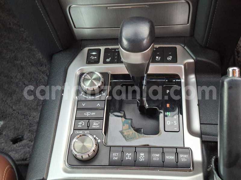 Big with watermark toyota land cruiser prado arusha import dubai 32102