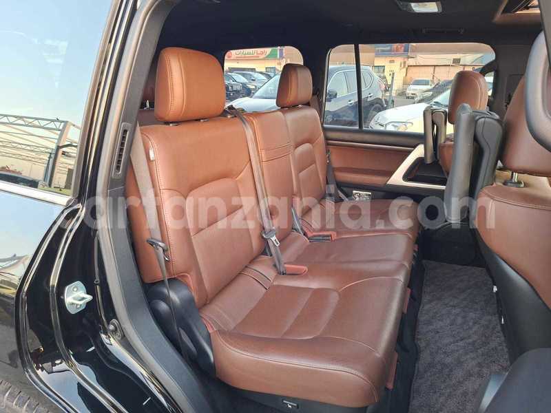 Big with watermark toyota land cruiser prado arusha import dubai 32102