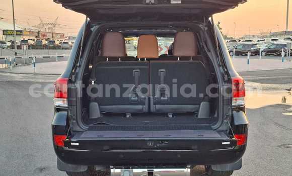 Buy Import Toyota Land Cruiser Prado Black Car in Import - Dubai in Arusha Buy Import Toyota Land Cruiser Prado Black Car in Import - Dubai in Arusha