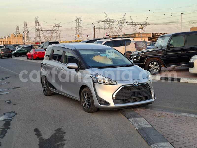 Big with watermark toyota sienta arusha import dubai 32107