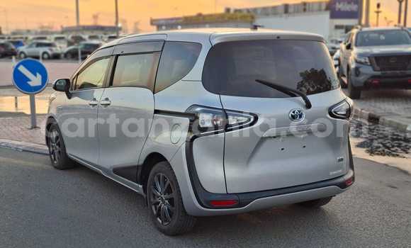 Buy Import Toyota Sienta Silver Car in Import - Dubai in Arusha Buy Import Toyota Sienta Silver Car in Import - Dubai in Arusha