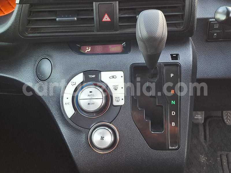 Big with watermark toyota sienta arusha import dubai 32107