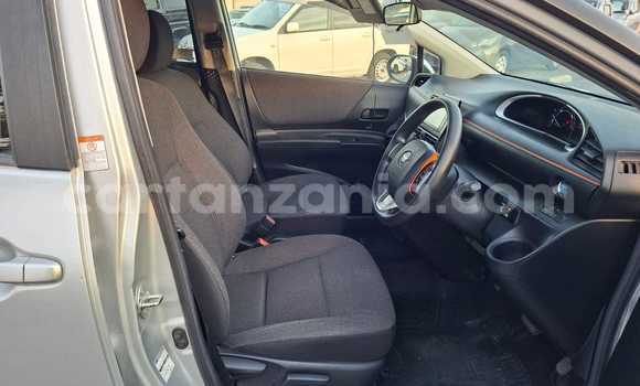 Buy Import Toyota Sienta Silver Car in Import - Dubai in Arusha Buy Import Toyota Sienta Silver Car in Import - Dubai in Arusha