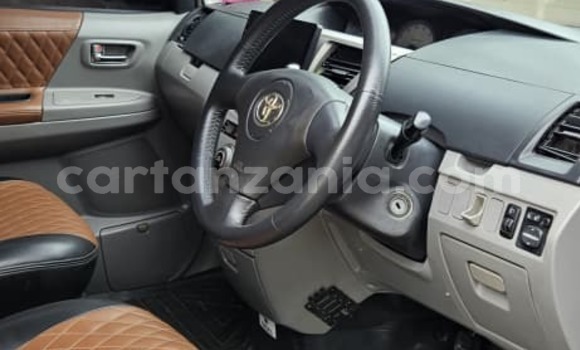 Buy Used Toyota Noah Black Car in Dar es Salaam in Dar es Salaam Buy Used Toyota Noah Black Car in Dar es Salaam in Dar es Salaam