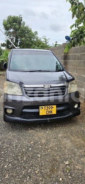 Big with watermark toyota noah dar es salaam dar es salaam 32111