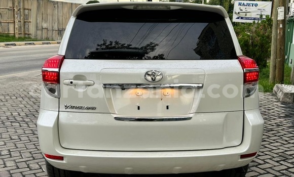 Buy Import Toyota Vanguard White Car in Dar es Salaam in Dar es Salaam Buy Import Toyota Vanguard White Car in Dar es Salaam in Dar es Salaam