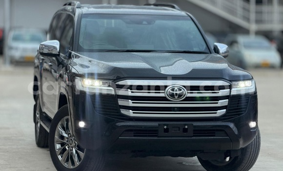 Buy Import Toyota Land Cruiser Black Car in Dar es Salaam in Dar es Salaam Buy Import Toyota Land Cruiser Black Car in Dar es Salaam in Dar es Salaam