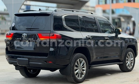 Buy Import Toyota Land Cruiser Black Car in Dar es Salaam in Dar es Salaam Buy Import Toyota Land Cruiser Black Car in Dar es Salaam in Dar es Salaam