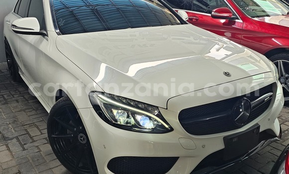 Buy Import Mercedes-Benz C-Classe White Car in Dar es Salaam in Dar es Salaam