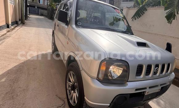 Nunua Mpya Suzuki Jimny Fedha Gari ndani ya Dar es Salaam nchini Dar es Salaam