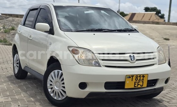 Nunua Ilio tumika Toyota IST Nyeupe Gari ndani ya Dar es Salaam nchini Dar es Salaam Nunua Ilio tumika Toyota IST Nyeupe Gari ndani ya Dar es Salaam nchini Dar es Salaam