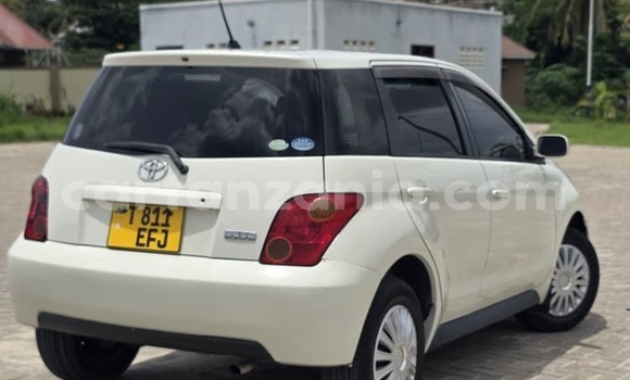 Nunua Ilio tumika Toyota IST Nyeupe Gari ndani ya Dar es Salaam nchini Dar es Salaam Nunua Ilio tumika Toyota IST Nyeupe Gari ndani ya Dar es Salaam nchini Dar es Salaam