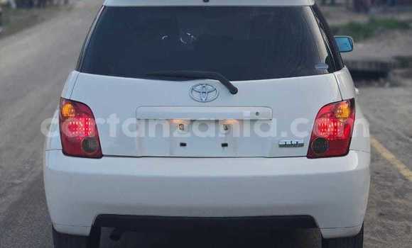 Buy Used Toyota IST White Car in Dar es Salaam in Dar es Salaam Buy Used Toyota IST White Car in Dar es Salaam in Dar es Salaam