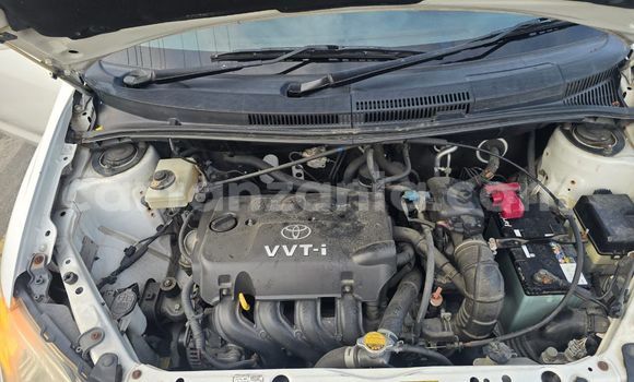 Buy Used Toyota IST White Car in Dar es Salaam in Dar es Salaam Buy Used Toyota IST White Car in Dar es Salaam in Dar es Salaam