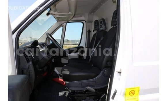 Buy Import Peugeot 106 White Car in Import - Dubai in Arusha