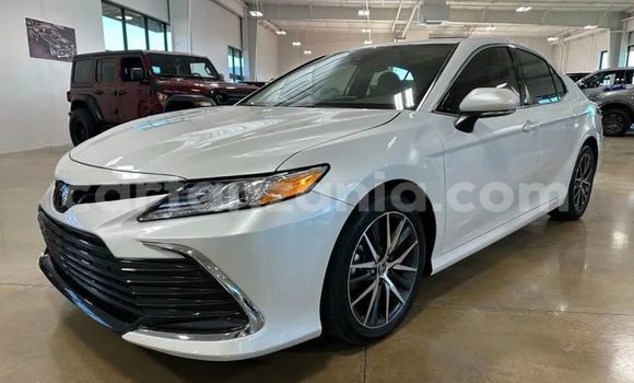 Buy Used Toyota Camry White Car in Bahi in Dodoma Buy Used Toyota Camry White Car in Bahi in Dodoma