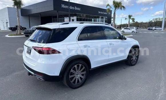 Buy Used Mercedes-Benz GLC 250D White Car in Bagamoyo in Pwani Buy Used Mercedes-Benz GLC 250D White Car in Bagamoyo in Pwani