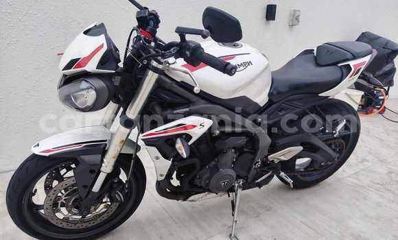 Buy Used Triumph Street Triple Beige Bike in Arusha in Arusha