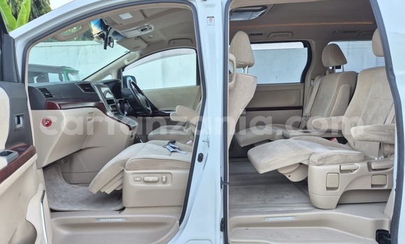 Buy Import Toyota Alphard White Car in Dar es Salaam in Dar es Salaam Buy Import Toyota Alphard White Car in Dar es Salaam in Dar es Salaam