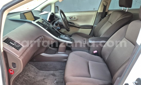 Buy Import Toyota Sai White Car in Dar es Salaam in Dar es Salaam Buy Import Toyota Sai White Car in Dar es Salaam in Dar es Salaam