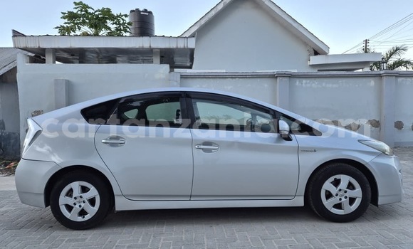 Buy Import Toyota Prius Silver Car in Dar es Salaam in Dar es Salaam Buy Import Toyota Prius Silver Car in Dar es Salaam in Dar es Salaam