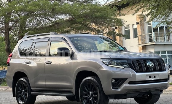 Nunua Imported Toyota Land Cruiser Prado Nyingine Gari ndani ya Dar es Salaam nchini Dar es Salaam Nunua Imported Toyota Land Cruiser Prado Nyingine Gari ndani ya Dar es Salaam nchini Dar es Salaam