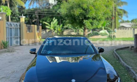 Buy Import Mercedes‒Benz E–Class Black Car in Dar es Salaam in Dar es Salaam