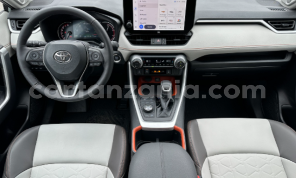Nunua Ilio tumika Toyota RAV4 Bluu Gari ndani ya Dar es Salaam nchini Dar es Salaam Nunua Ilio tumika Toyota RAV4 Bluu Gari ndani ya Dar es Salaam nchini Dar es Salaam