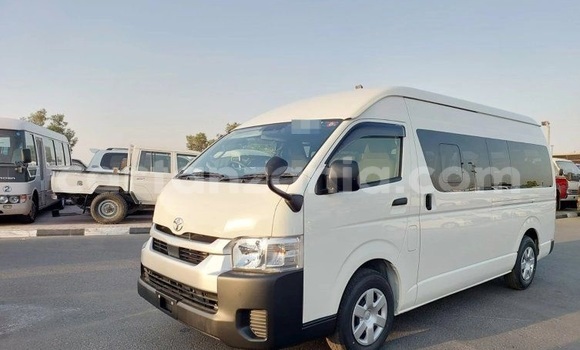 Buy Used Toyota Hiace White Car in Dar es Salaam in Dar es Salaam
